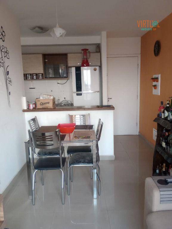 Apartamento à venda com 2 quartos, 48m² - Foto 4