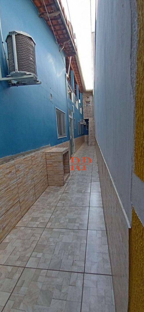 Casa à venda com 3 quartos, 150m² - Foto 3