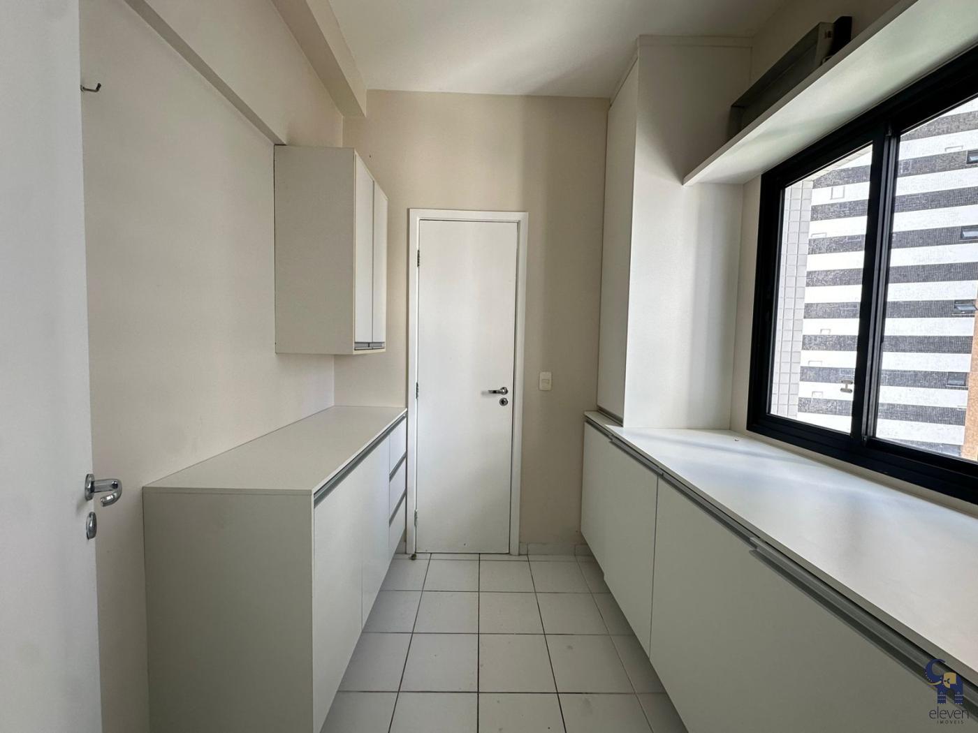 Apartamento à venda com 4 quartos, 149m² - Foto 13