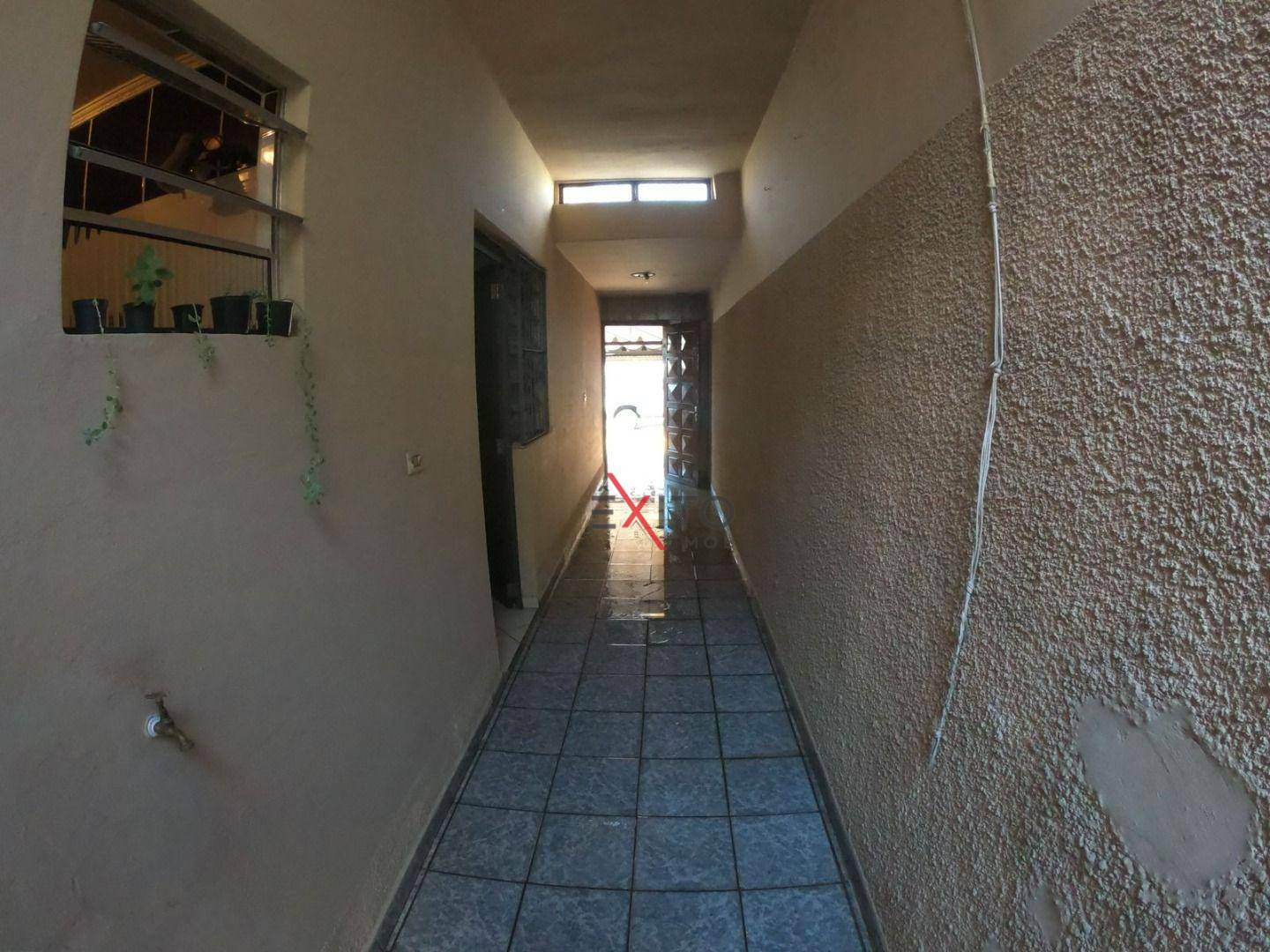 Casa à venda com 2 quartos, 170m² - Foto 6