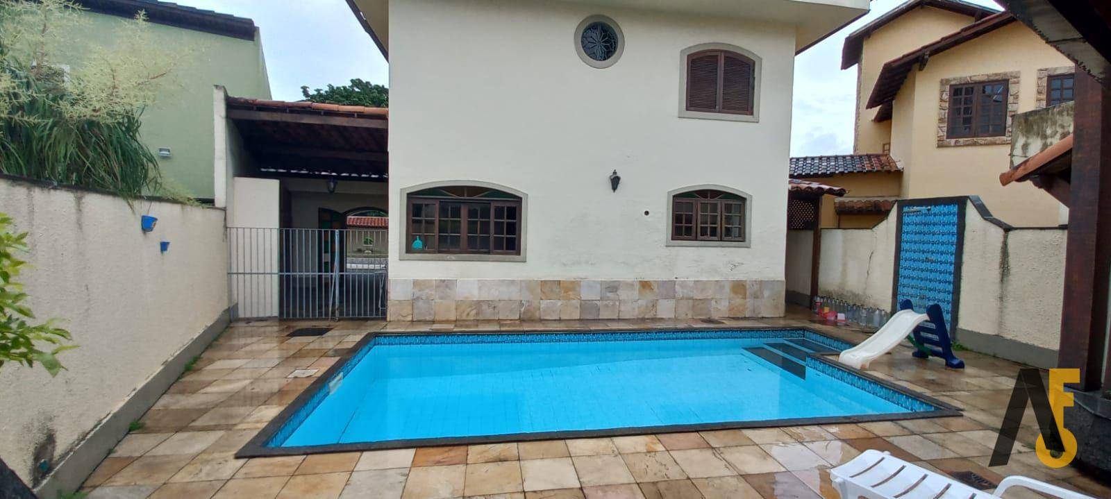 Casa de Condomínio à venda com 4 quartos, 350m² - Foto 8