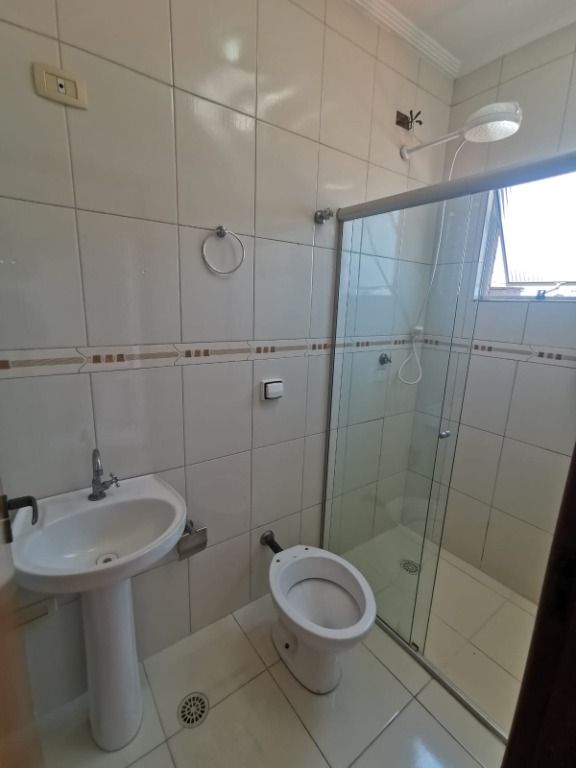 Sobrado à venda com 2 quartos, 108m² - Foto 3