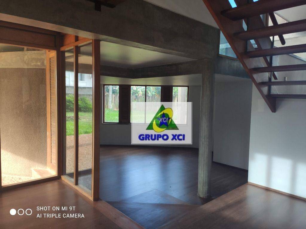 Casa para alugar com 4 quartos, 521m² - Foto 17