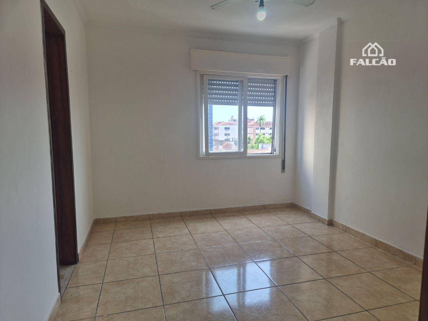 Apartamento à venda com 1 quarto, 42m² - Foto 4