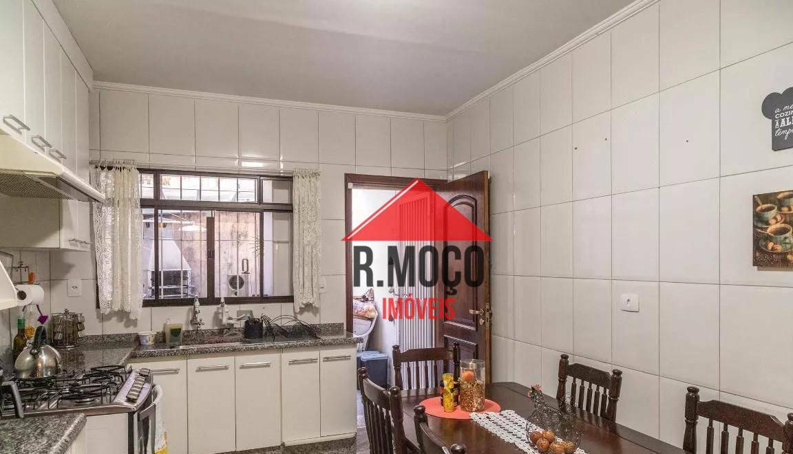 Sobrado à venda com 3 quartos, 93m² - Foto 4