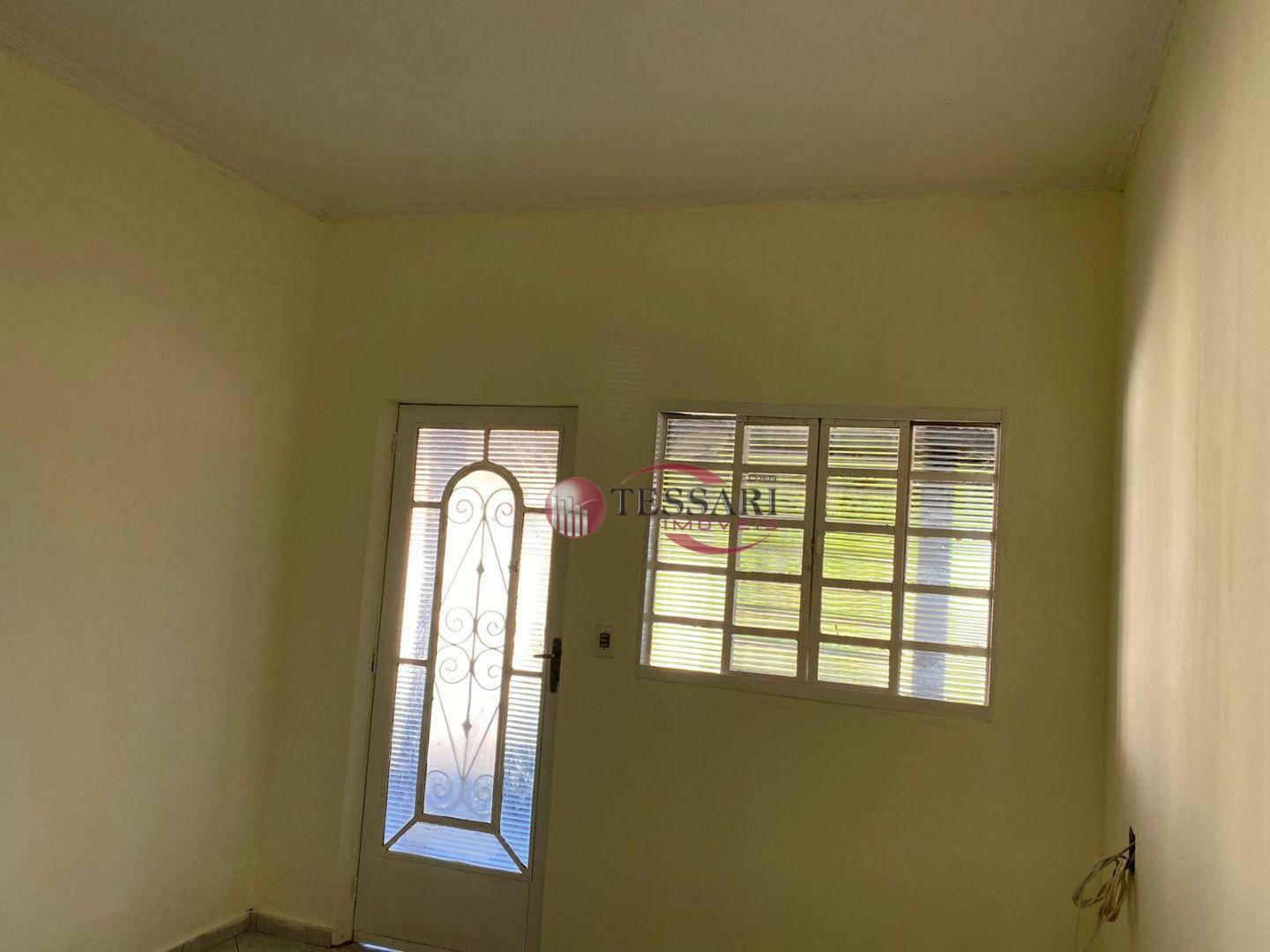 Casa à venda e aluguel com 1 quarto, 80m² - Foto 11