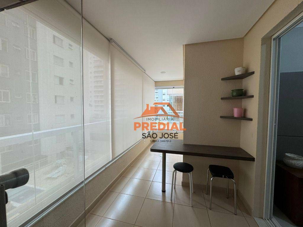 Apartamento para alugar com 3 quartos, 82m² - Foto 8