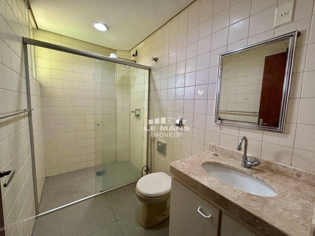 Apartamento à venda com 3 quartos, 130m² - Foto 17