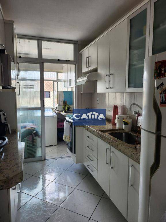 Apartamento à venda com 3 quartos, 61m² - Foto 18