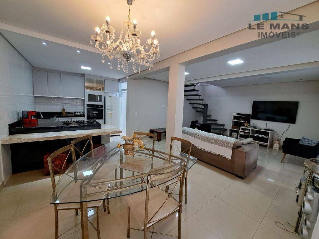 Casa à venda com 2 quartos, 150m² - Foto 14