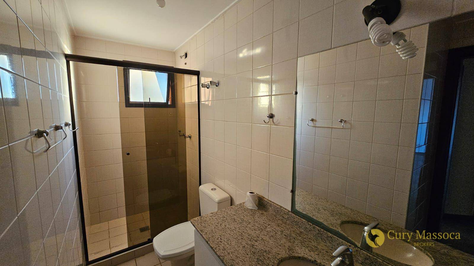 Apartamento para alugar com 3 quartos, 96m² - Foto 13