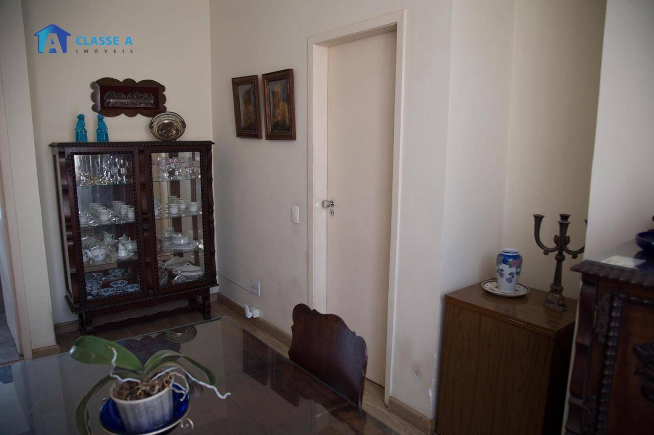 Apartamento à venda com 3 quartos, 140m² - Foto 23