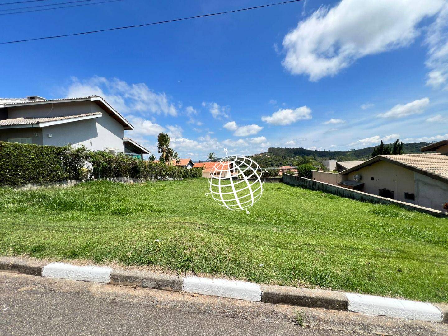 Loteamento e Condomínio, 800 m² - Foto 1