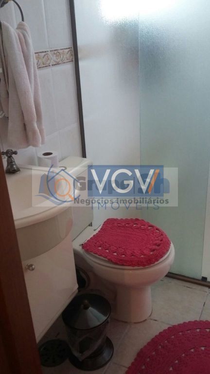 Apartamento à venda com 2 quartos, 62m² - Foto 8