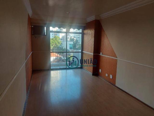 Apartamento à venda com 3 quartos, 107m² - Foto 1