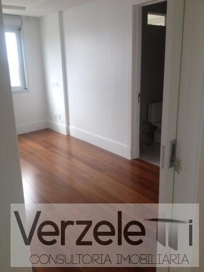 Apartamento à venda com 3 quartos, 180m² - Foto 20