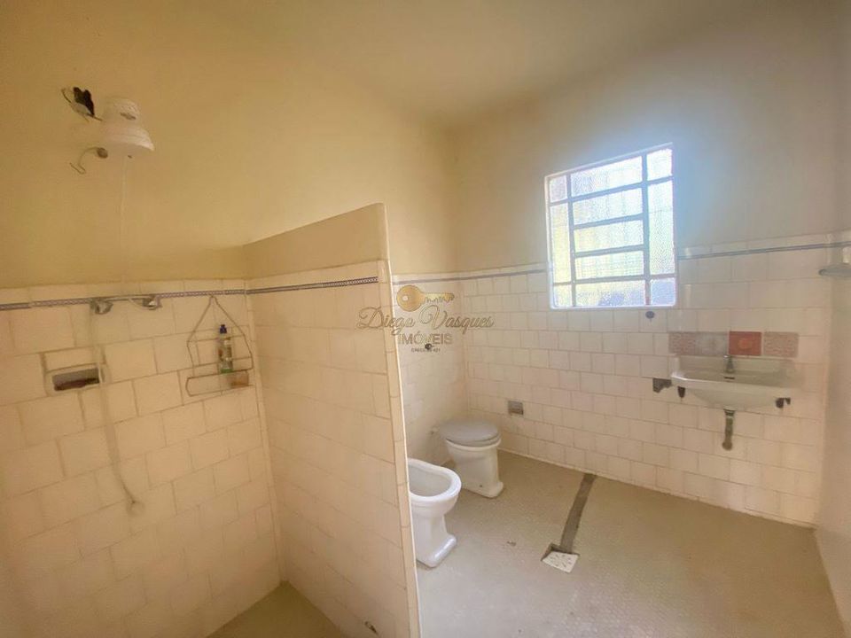 Casa à venda com 2 quartos, 720m² - Foto 12