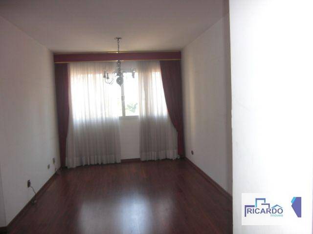 Apartamento à venda com 2 quartos, 80m² - Foto 3