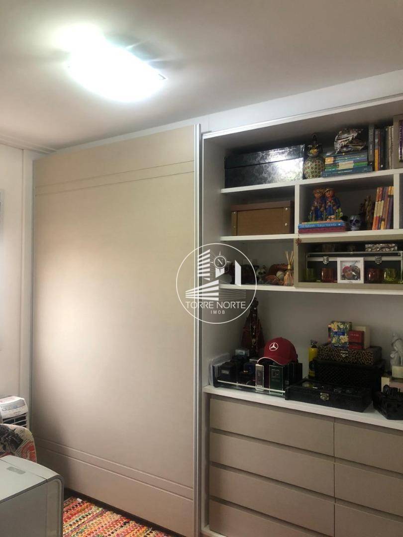 Apartamento à venda com 2 quartos, 67m² - Foto 25