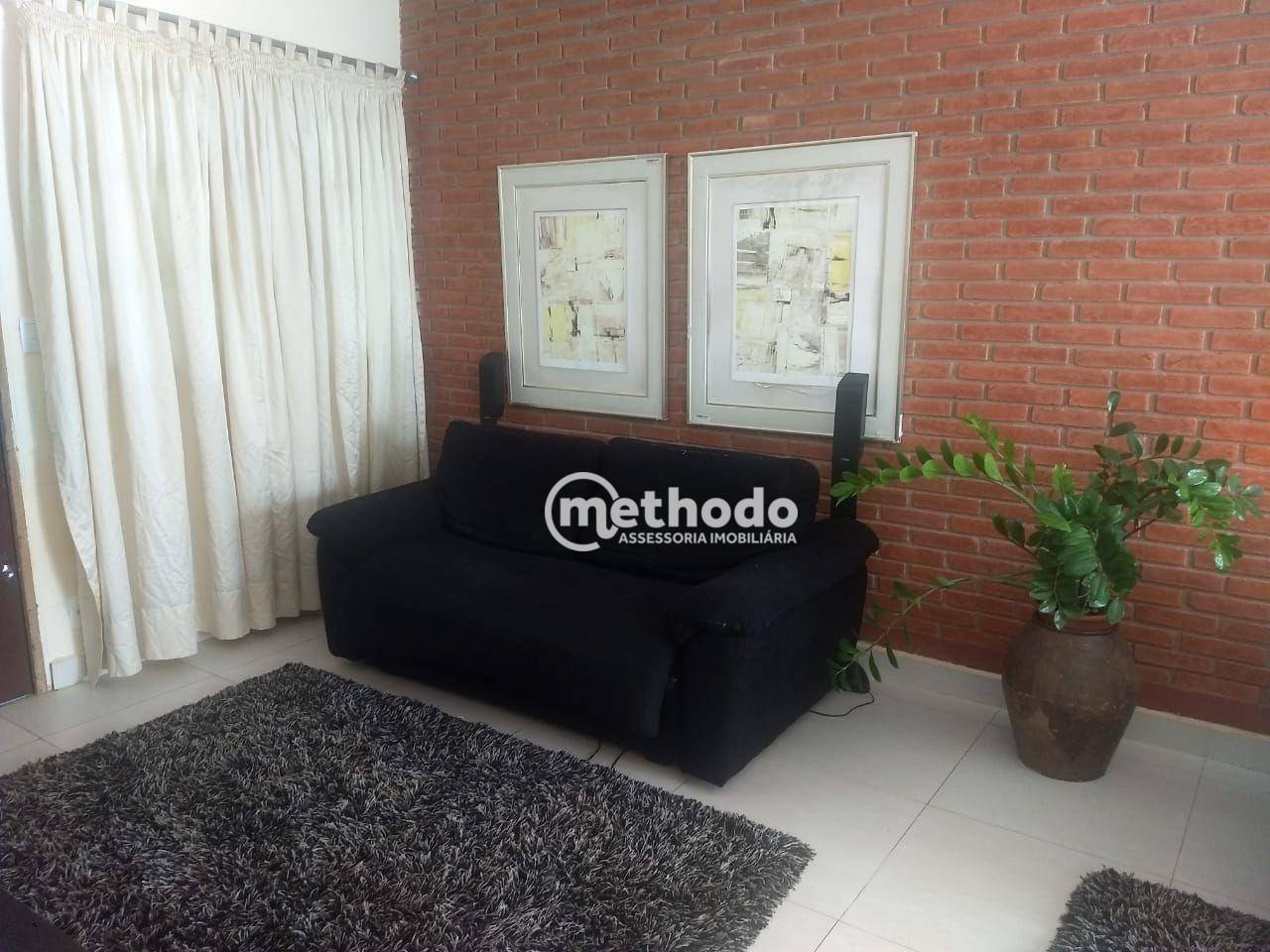 Casa à venda com 3 quartos, 215m² - Foto 4