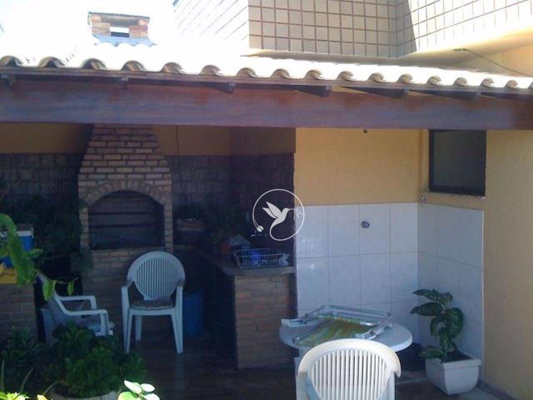 Cobertura à venda com 3 quartos, 185m² - Foto 2