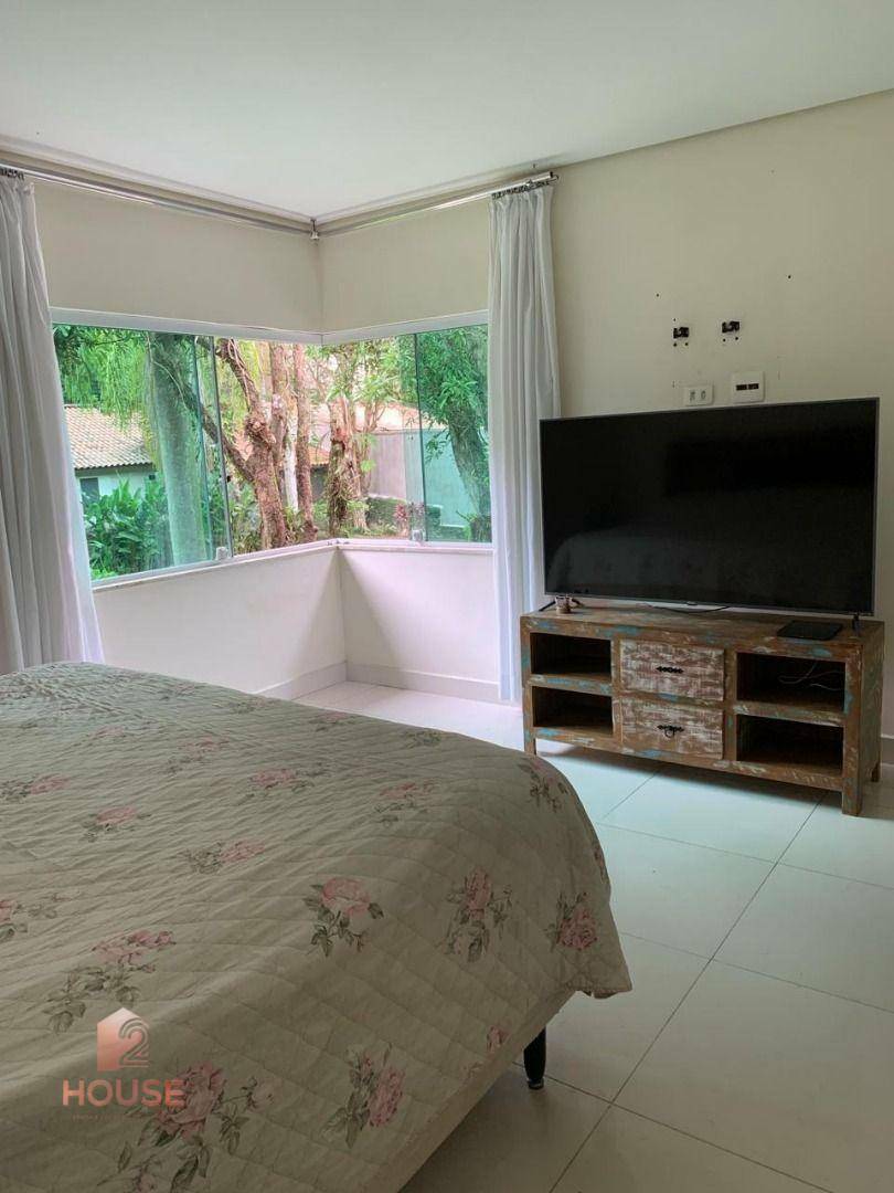 Casa de Condomínio à venda com 4 quartos, 350m² - Foto 10