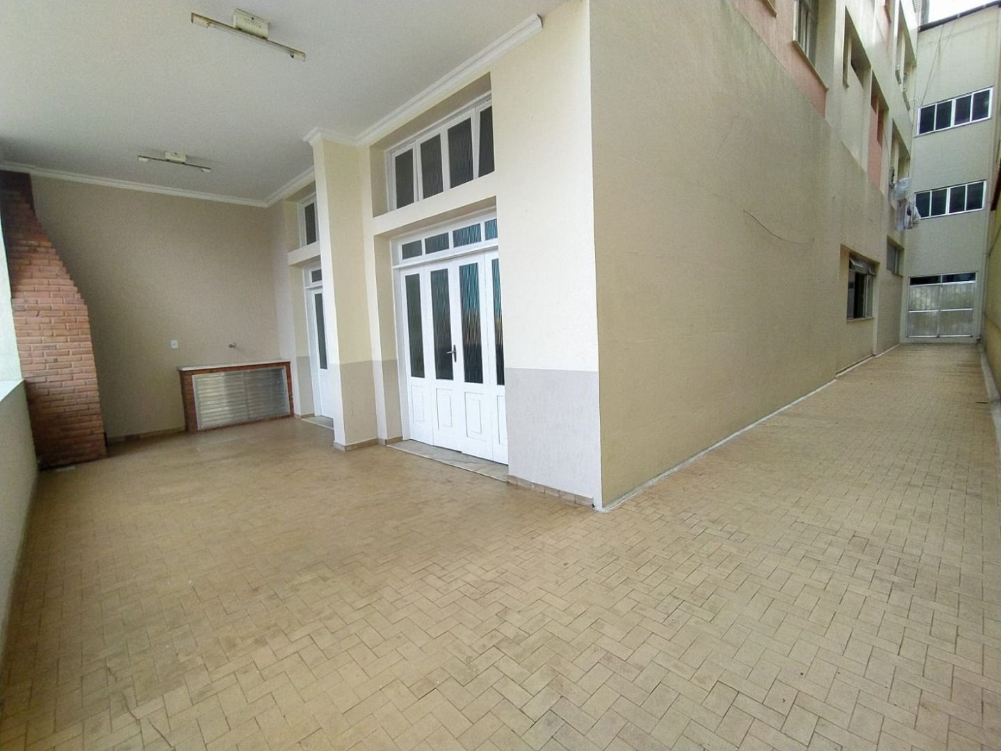 Apartamento à venda com 2 quartos, 60m² - Foto 20