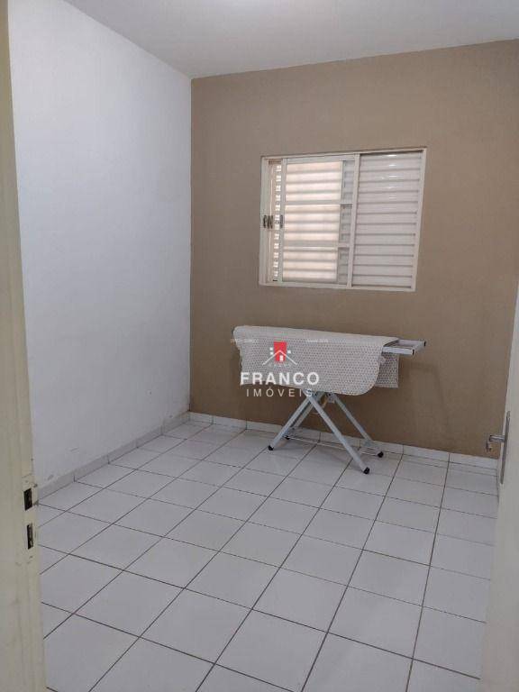 Casa à venda com 2 quartos, 85m² - Foto 16