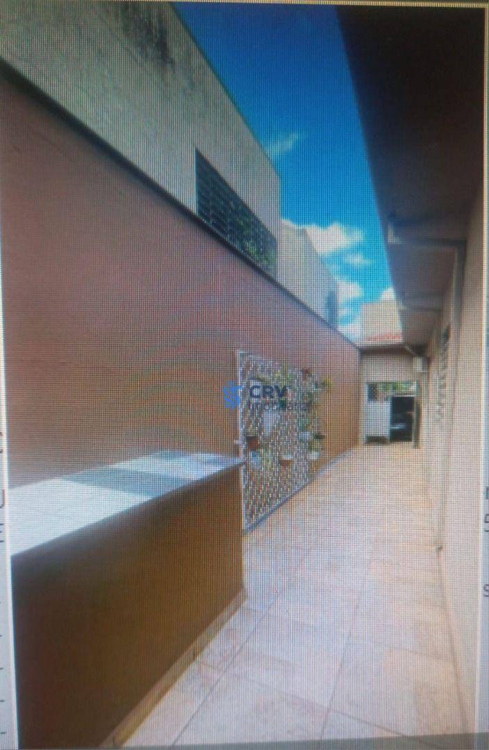 Casa à venda com 4 quartos, 250m² - Foto 12