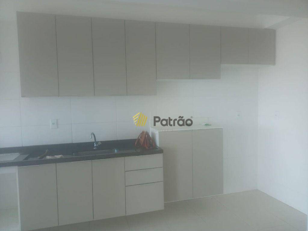 Apartamento à venda com 2 quartos, 63m² - Foto 9