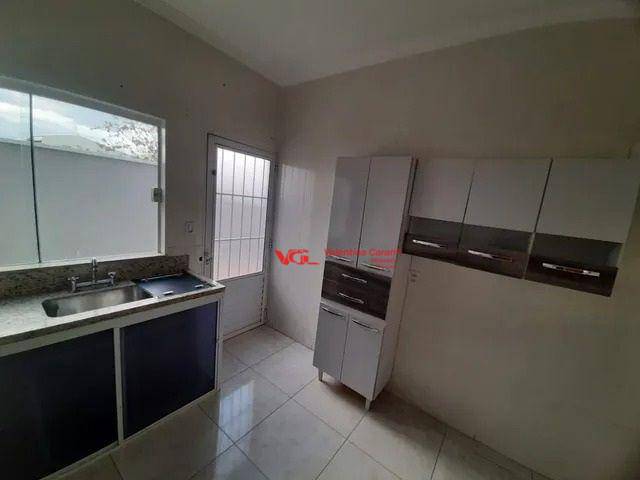 Casa à venda com 3 quartos, 149m² - Foto 8