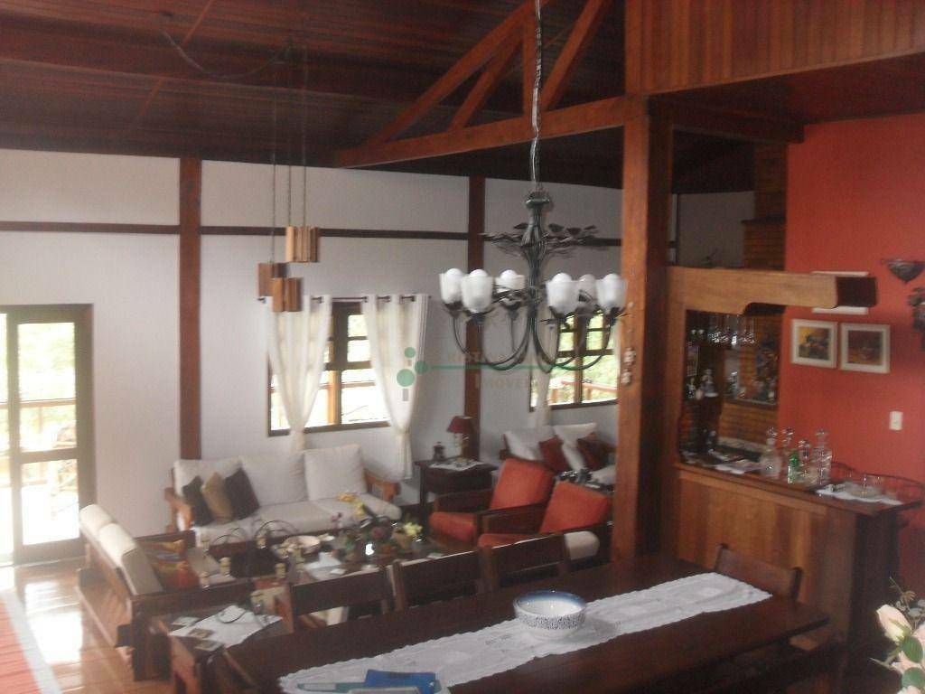 Casa de Condomínio à venda com 4 quartos, 330m² - Foto 27