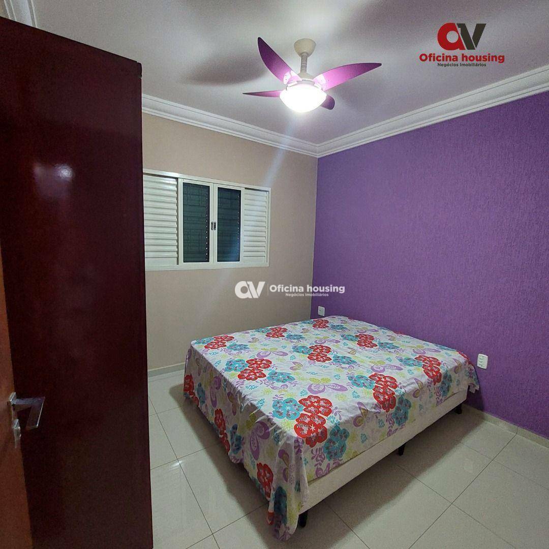 Casa à venda com 3 quartos, 218m² - Foto 18