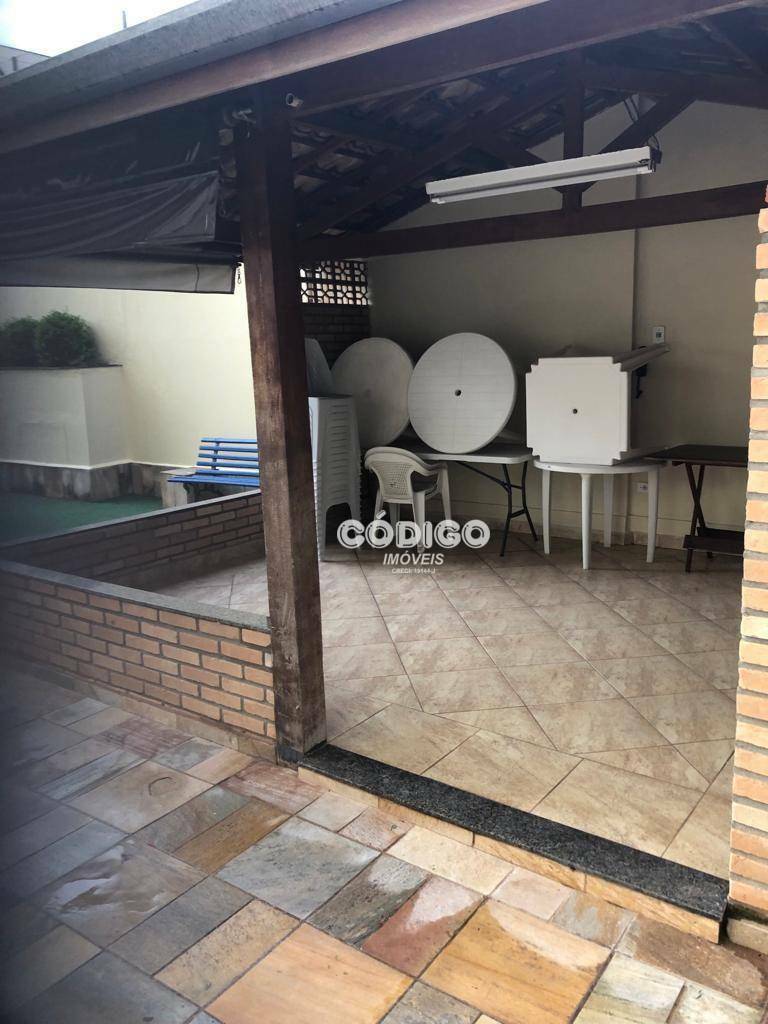 Apartamento à venda com 3 quartos, 83m² - Foto 32