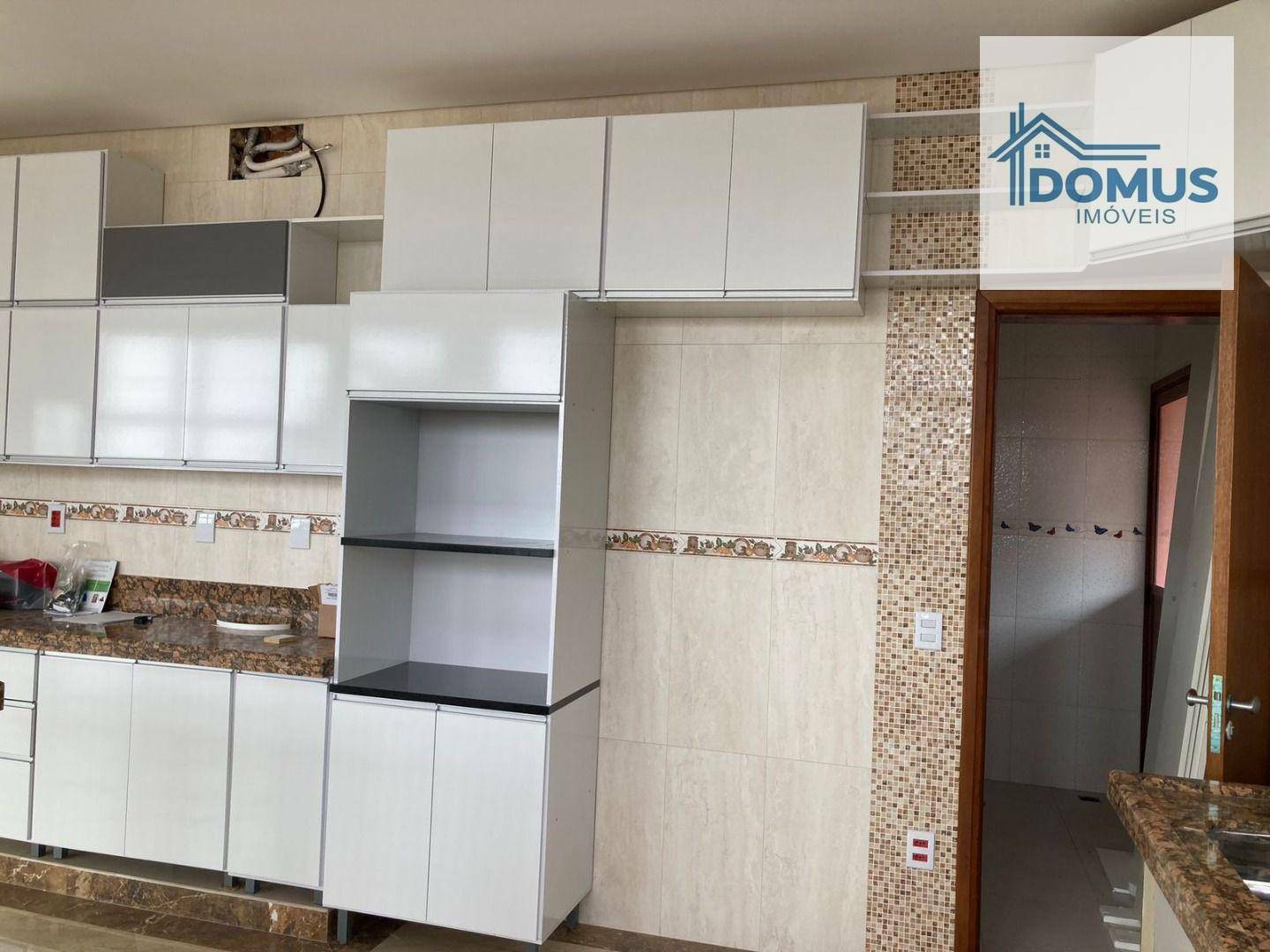 Sobrado à venda e aluguel com 4 quartos, 512m² - Foto 9