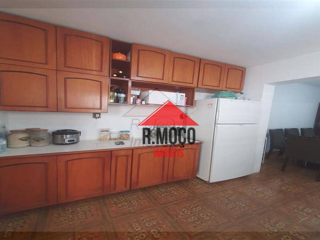 Sobrado à venda com 3 quartos, 231m² - Foto 8