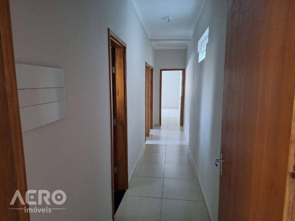 Casa à venda com 3 quartos, 159m² - Foto 5