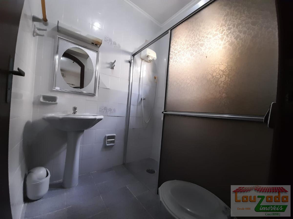 Casa à venda com 4 quartos, 345m² - Foto 9