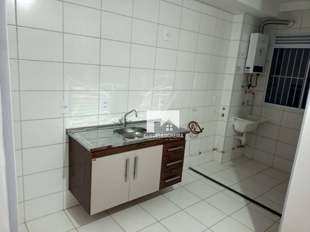 Apartamento à venda com 2 quartos, 44m² - Foto 4