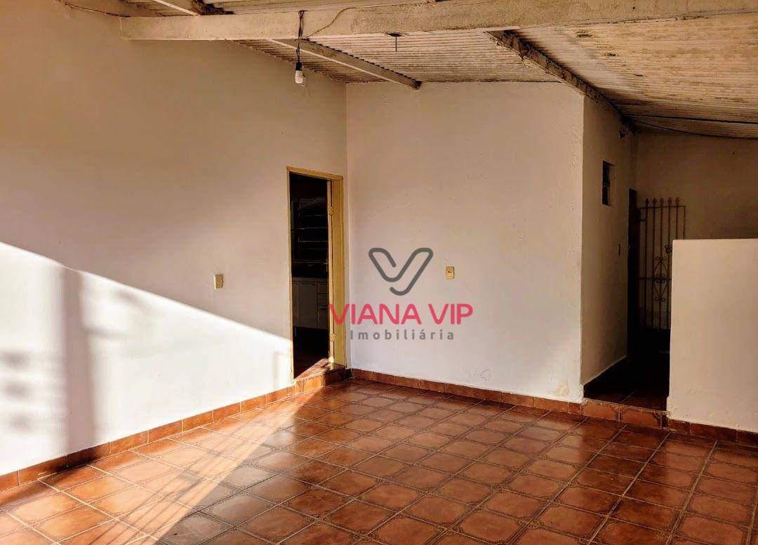 Casa à venda com 2 quartos, 86m² - Foto 4