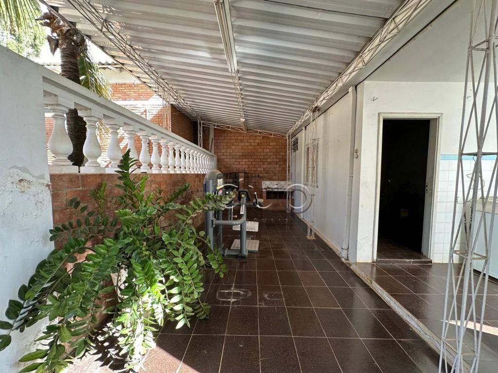 Casa à venda com 3 quartos, 350m² - Foto 26