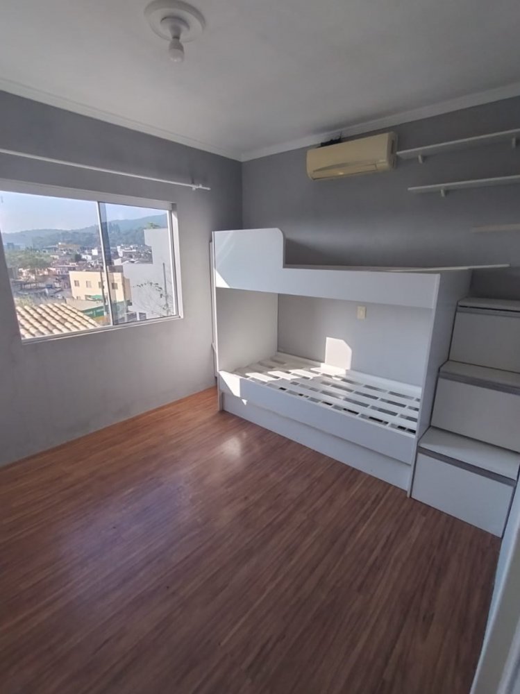 Sobrado à venda com 2 quartos, 110m² - Foto 28