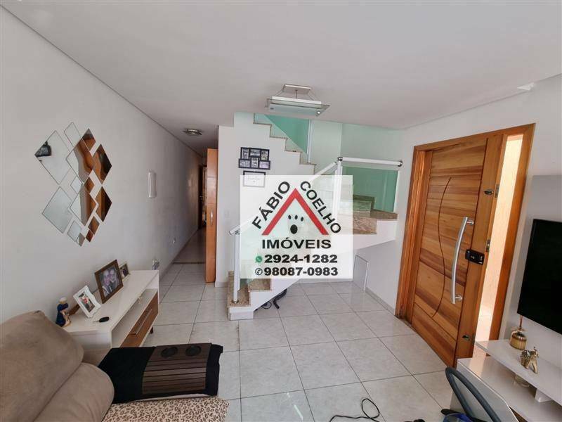 Sobrado à venda com 5 quartos, 202m² - Foto 1