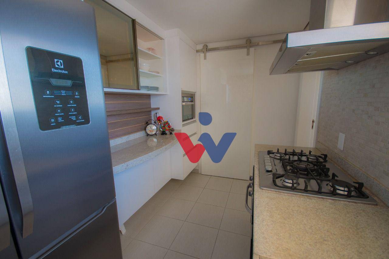 Apartamento à venda com 3 quartos, 132m² - Foto 6