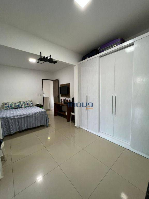 Casa de Condomínio à venda com 4 quartos, 220m² - Foto 9