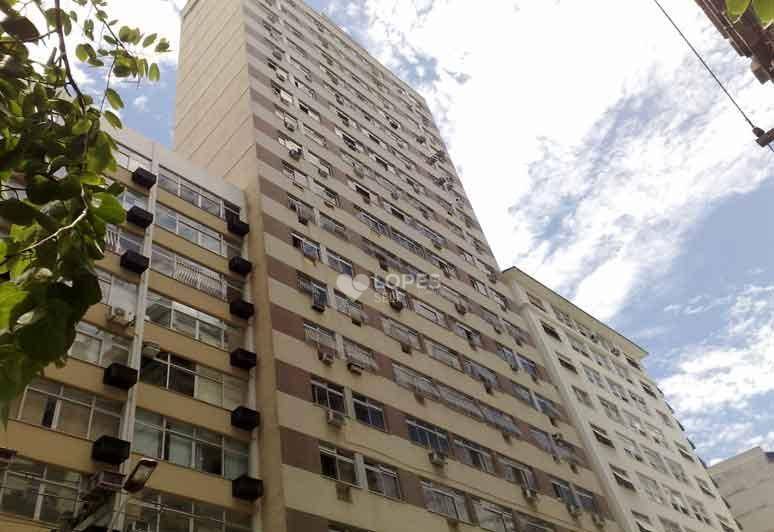 Apartamento à venda com 3 quartos, 134m² - Foto 6