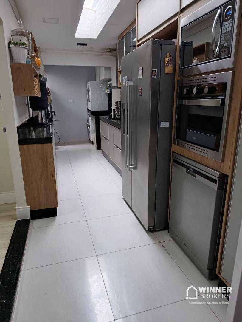 Casa à venda com 2 quartos, 90m² - Foto 10