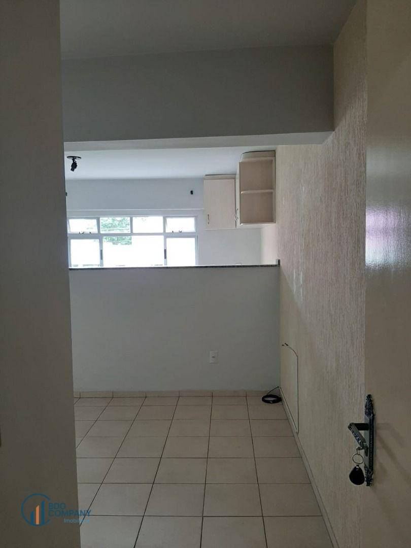 Apartamento para alugar com 1 quarto, 60m² - Foto 5