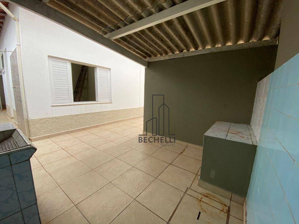 Casa para alugar com 4 quartos, 136m² - Foto 17