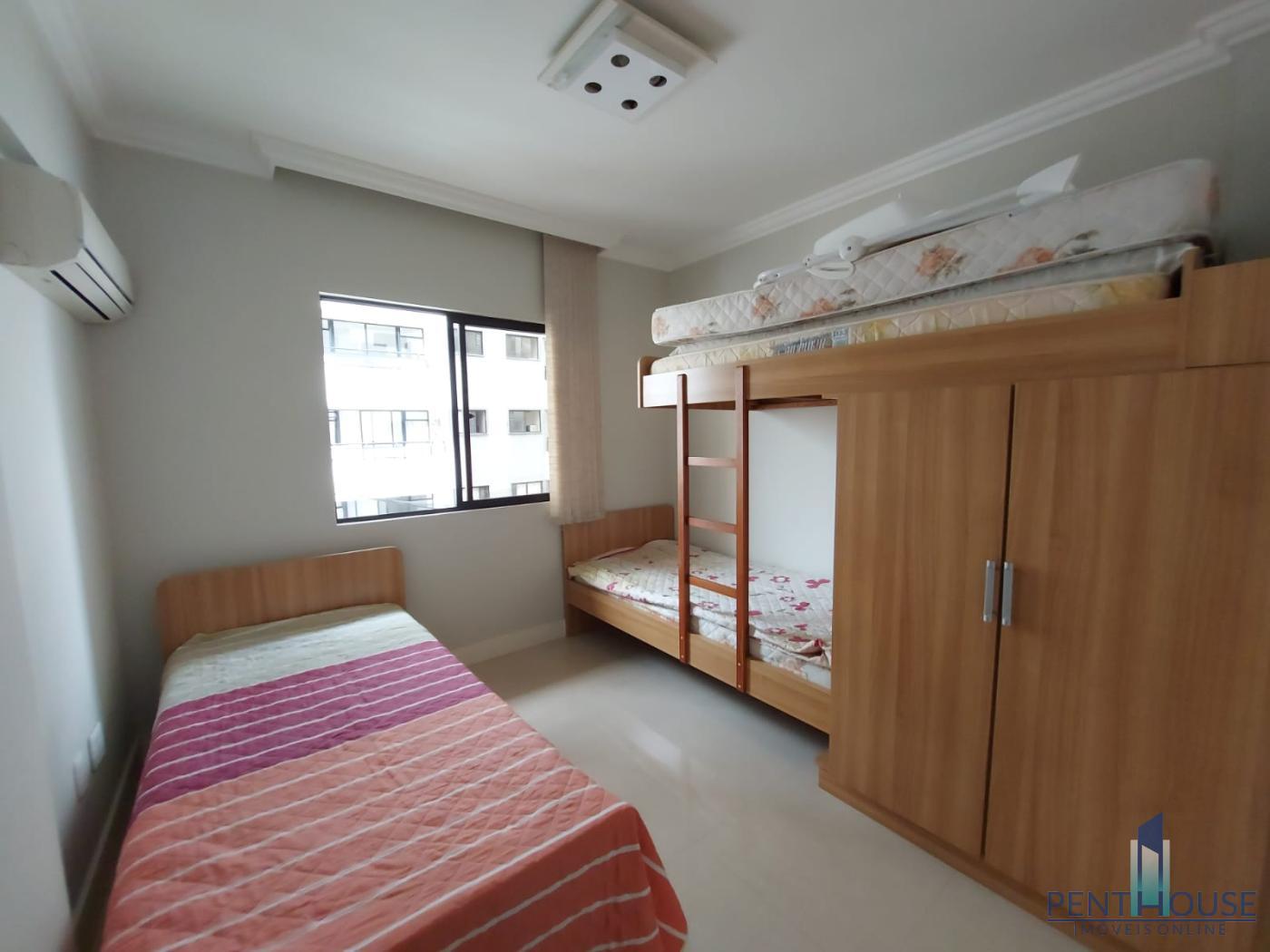 Apartamento à venda com 4 quartos, 135m² - Foto 10